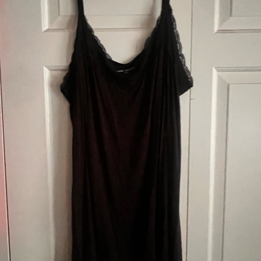 Elegant Black Lace Trim camisole